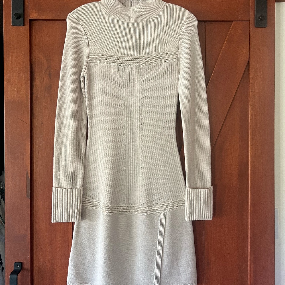 REISS Zoe Knitted fitted dress in Beige